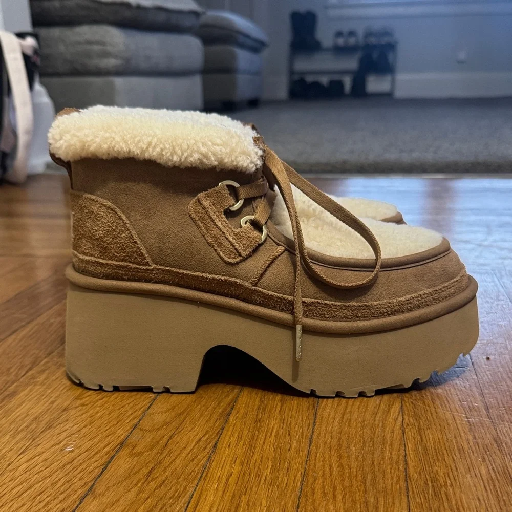 UGG Women's Platform Shoes in Brown and Cream - Picture 3 of 4